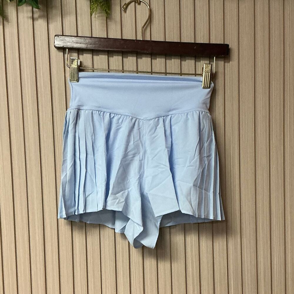 OFFLINE By Aerie Real Me Pleated Flowy Shorts Light Blue Activewear Size XS - Picture 2 of 8